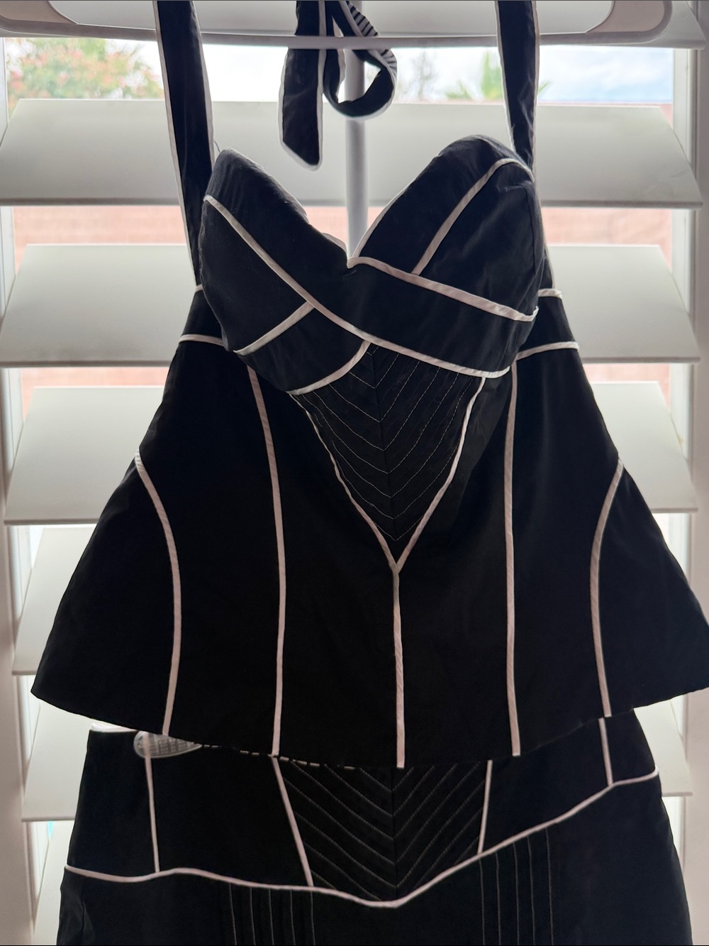 bebe Black Halter top, ruffled skirt 2 piece Dress,White Piping, New, Size M